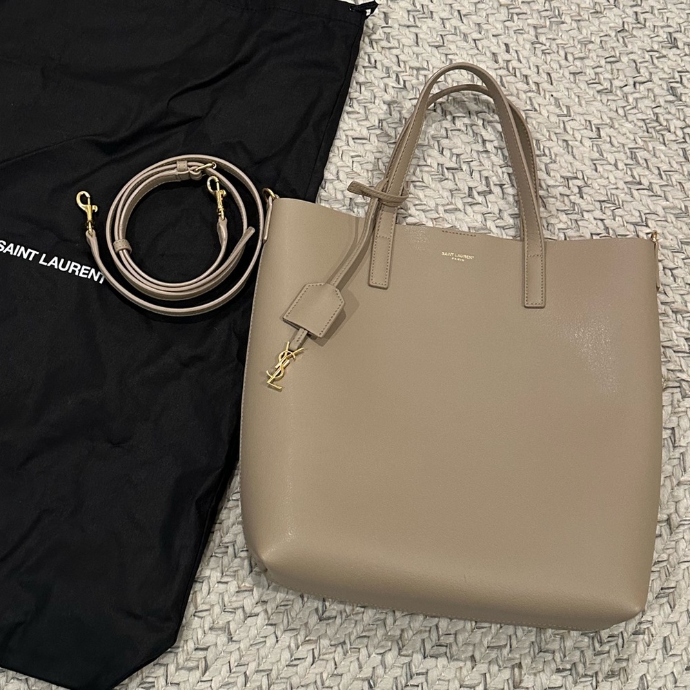 SHOPPING SAINT LAURENT TOY IN LEATHER- Greyish Brown